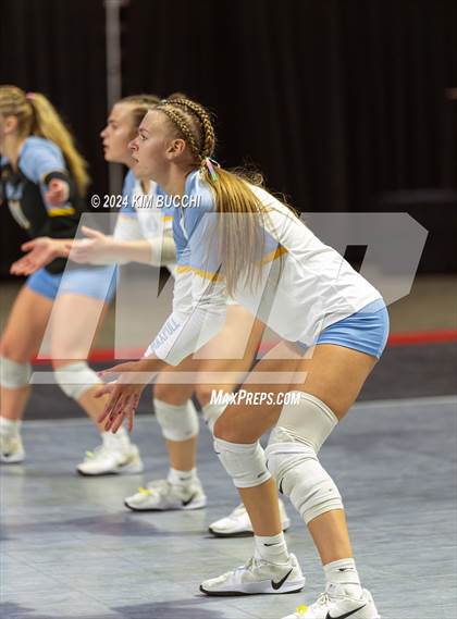 Thumbnail 3 in Buffalo vs. Oak Glen (WVSSAC Class AA Semifinal) photogallery.