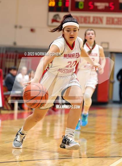 Thumbnail 3 in Resurrection @ Mundelein photogallery.