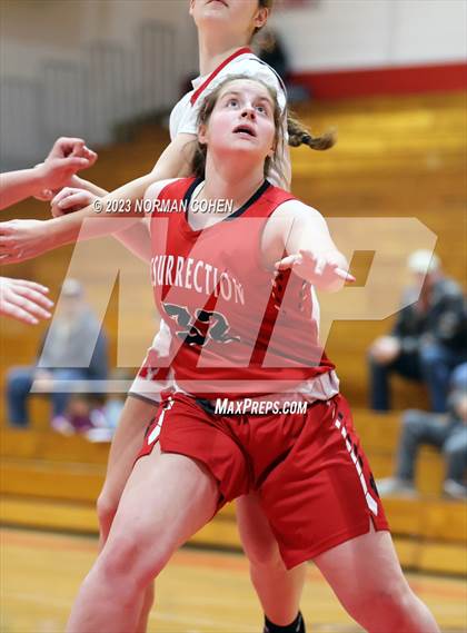 Thumbnail 2 in Resurrection @ Mundelein photogallery.