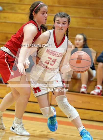 Thumbnail 2 in Resurrection @ Mundelein photogallery.