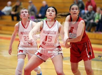 Thumbnail 3 in Resurrection @ Mundelein photogallery.