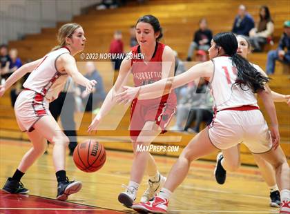 Thumbnail 3 in Resurrection @ Mundelein photogallery.