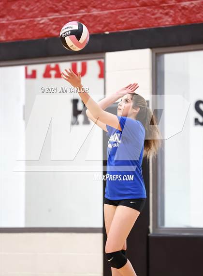 Thumbnail 1 in Brazos Bowl All Star Game (Red vs Blue) photogallery.