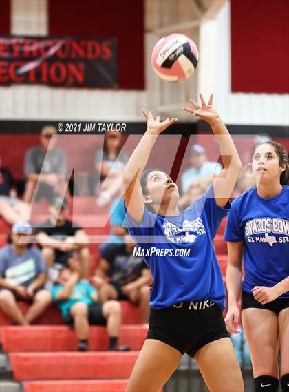 Thumbnail 1 in Brazos Bowl All Star Game (Red vs Blue) photogallery.
