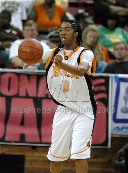 Thumbnail 1 in Westchester vs. McClymonds (CIF State D1 Final) photogallery.