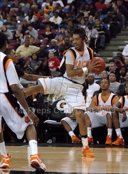 Thumbnail 1 in Westchester vs. McClymonds (CIF State D1 Final) photogallery.