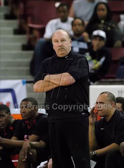 Thumbnail 3 in Westchester vs. McClymonds (CIF State D1 Final) photogallery.