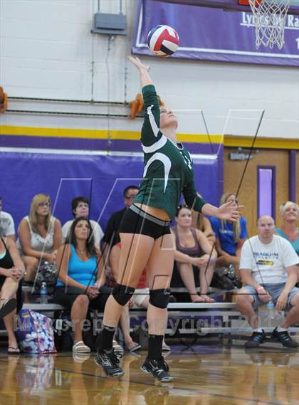 Thumbnail 3 in Thousand Oaks vs Seaquam (Durango Fall Classic) photogallery.