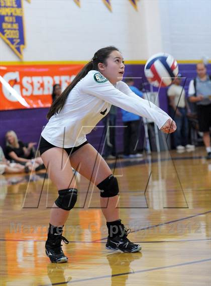 Thumbnail 2 in Thousand Oaks vs Seaquam (Durango Fall Classic) photogallery.
