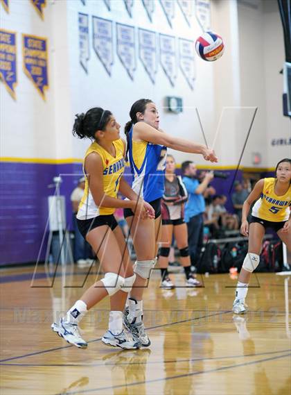 Thumbnail 1 in Thousand Oaks vs Seaquam (Durango Fall Classic) photogallery.