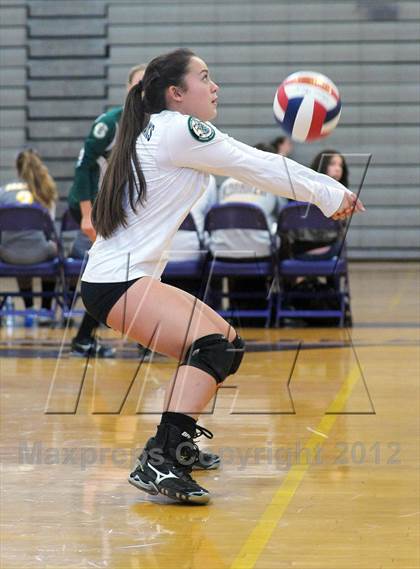 Thumbnail 1 in Thousand Oaks vs Seaquam (Durango Fall Classic) photogallery.