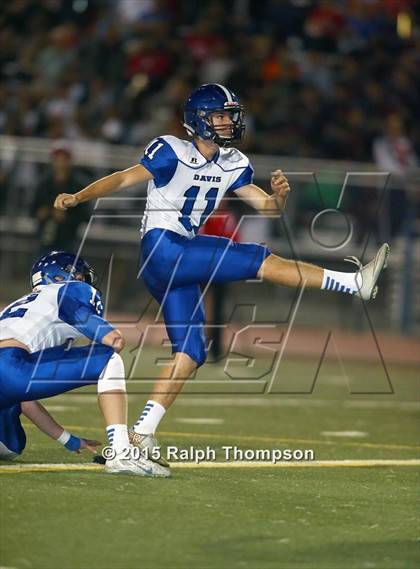 Thumbnail 3 in Pleasant Grove vs. Davis photogallery.