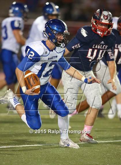Thumbnail 3 in Pleasant Grove vs. Davis photogallery.