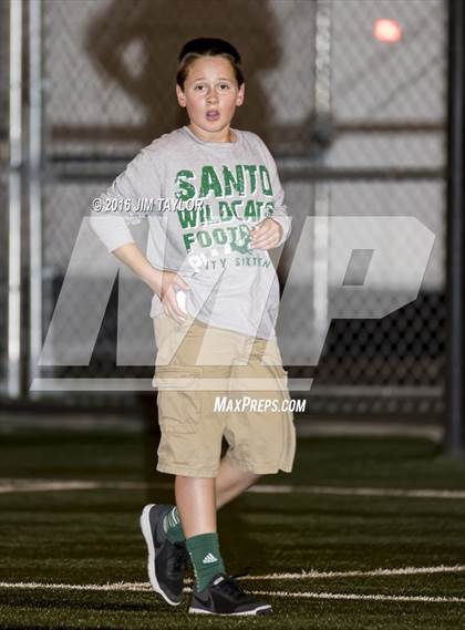 Thumbnail 1 in Petrolia vs Santo (Texas UIL 2A Bi-District Playoff) photogallery.