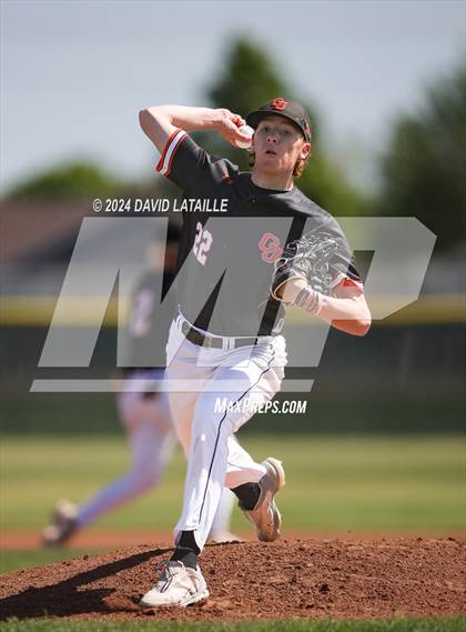 Thumbnail 3 in Grand Junction @ Discovery Canyon (CHSAA 4A Round 1) photogallery.