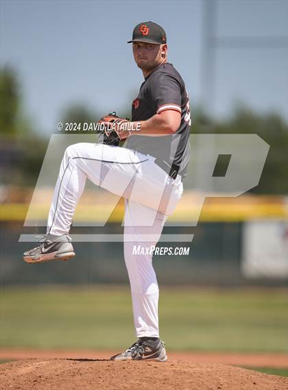 Thumbnail 3 in Grand Junction @ Discovery Canyon (CHSAA 4A Round 1) photogallery.