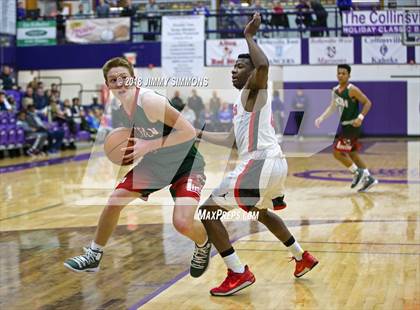 Thumbnail 2 in Rockford East vs. Lincoln photogallery.