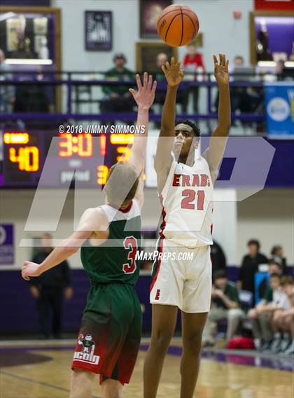 Thumbnail 3 in Rockford East vs. Lincoln photogallery.