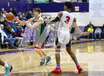 Thumbnail 2 in Rockford East vs. Lincoln photogallery.