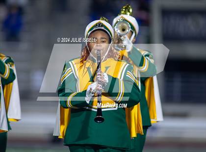 Thumbnail 2 in Worthing vs. Chapel Hill (UIL 4A -l Football Area Playoff) photogallery.