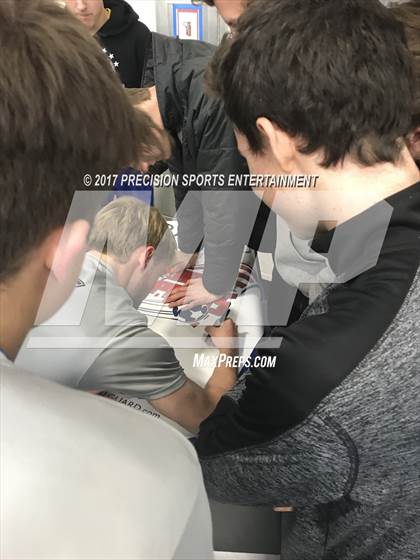 Thumbnail 2 in Whitefish Bay TOC Ceremony photogallery.