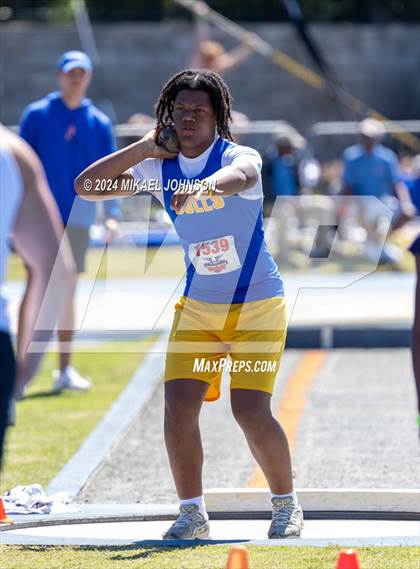 Thumbnail 3 in UF Relays (Friday) photogallery.