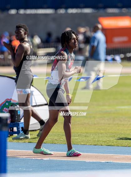 Thumbnail 3 in UF Relays (Friday) photogallery.