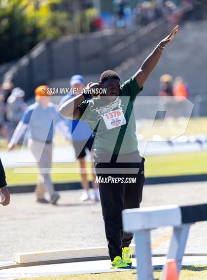 Thumbnail 3 in UF Relays (Friday) photogallery.