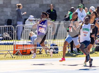 Thumbnail 2 in UF Relays (Friday) photogallery.