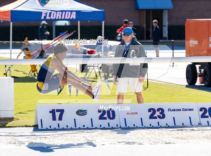 Thumbnail 3 in UF Relays (Friday) photogallery.