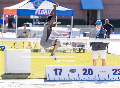 Thumbnail 1 in UF Relays (Friday) photogallery.