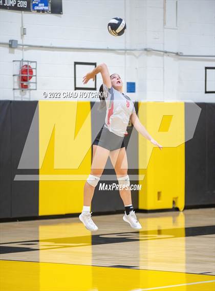 Thumbnail 3 in Canandaigua Academy @ Honeoye Falls-Lima photogallery.