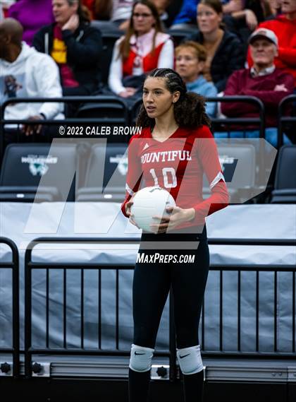 Thumbnail 2 in Timpanogos vs. Bountiful (UHSAA 5A Quarterfinals) photogallery.