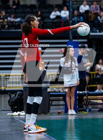 Thumbnail 3 in Timpanogos vs. Bountiful (UHSAA 5A Quarterfinals) photogallery.