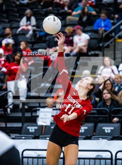 Thumbnail 3 in Timpanogos vs. Bountiful (UHSAA 5A Quarterfinals) photogallery.