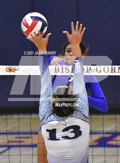 Thumbnail 2 in Shadow Ridge @ Bishop Gorman (Class 5A Southern Region Semifinal) photogallery.