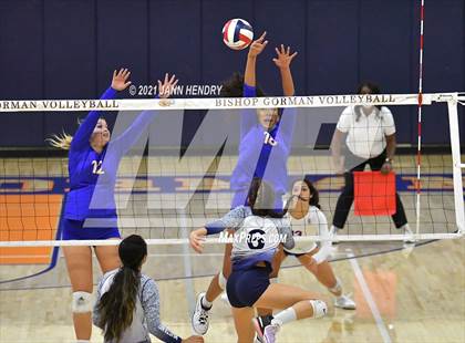 Thumbnail 2 in Shadow Ridge @ Bishop Gorman (Class 5A Southern Region Semifinal) photogallery.