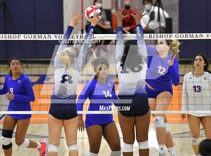 Thumbnail 1 in Shadow Ridge @ Bishop Gorman (Class 5A Southern Region Semifinal) photogallery.