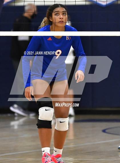 Thumbnail 3 in Shadow Ridge @ Bishop Gorman (Class 5A Southern Region Semifinal) photogallery.