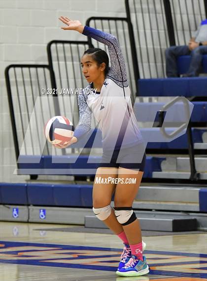 Thumbnail 1 in Shadow Ridge @ Bishop Gorman (Class 5A Southern Region Semifinal) photogallery.
