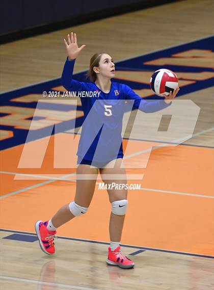 Thumbnail 2 in Shadow Ridge @ Bishop Gorman (Class 5A Southern Region Semifinal) photogallery.
