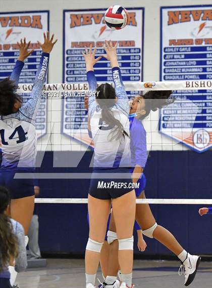 Thumbnail 2 in Shadow Ridge @ Bishop Gorman (Class 5A Southern Region Semifinal) photogallery.