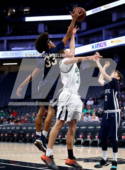 Thumbnail 1 in Elk Grove vs. El Camino photogallery.