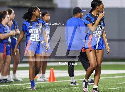 Thumbnail 2 in Stanton vs Chiles (Jaguars Preseason Classic) photogallery.