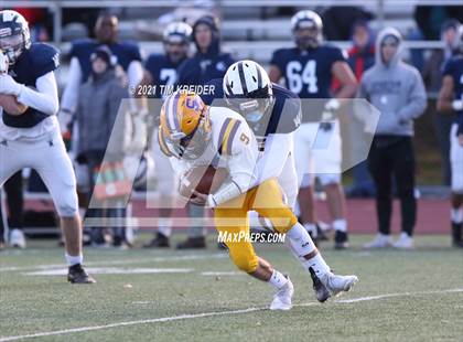 Thumbnail 2 in Scranton Prep vs. Wyomissing (PIAA AAA Quarterfinal) photogallery.