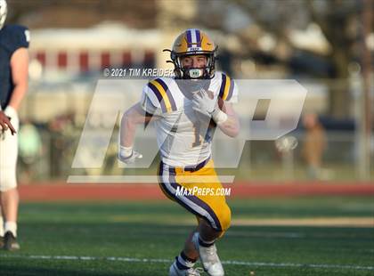 Thumbnail 3 in Scranton Prep vs. Wyomissing (PIAA AAA Quarterfinal) photogallery.