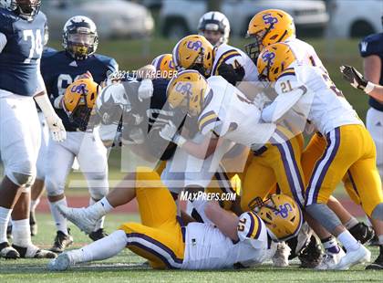 Thumbnail 2 in Scranton Prep vs. Wyomissing (PIAA AAA Quarterfinal) photogallery.