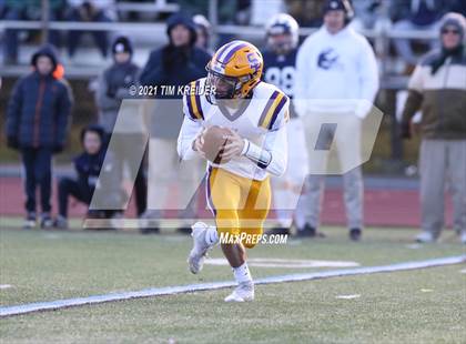 Thumbnail 2 in Scranton Prep vs. Wyomissing (PIAA AAA Quarterfinal) photogallery.