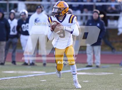 Thumbnail 1 in Scranton Prep vs. Wyomissing (PIAA AAA Quarterfinal) photogallery.