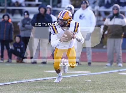 Thumbnail 3 in Scranton Prep vs. Wyomissing (PIAA AAA Quarterfinal) photogallery.